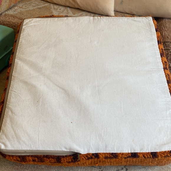 Vintage Moroccan floor cushion pink UNSTUFFED - Picture 4 of 5